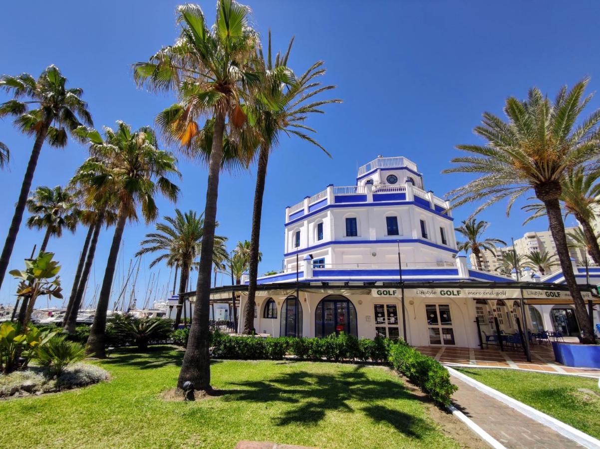 Spacious Beachfront Town House In Estepona With Fully Equipped Kitchen, Pools, Garden, Sea View Zewnętrze zdjęcie