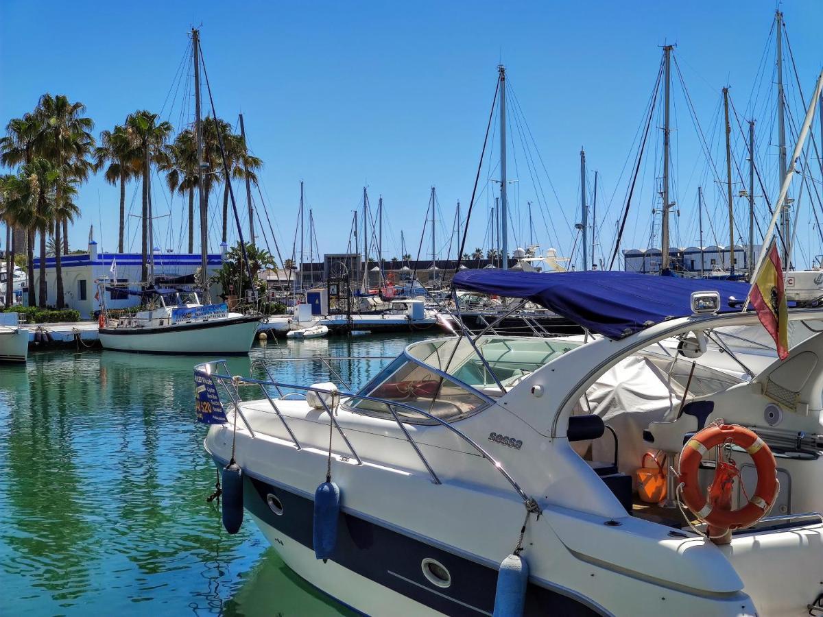 Spacious Beachfront Town House In Estepona With Fully Equipped Kitchen, Pools, Garden, Sea View Zewnętrze zdjęcie